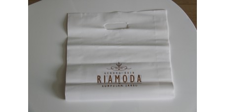Hole Punch Bag Riamoda